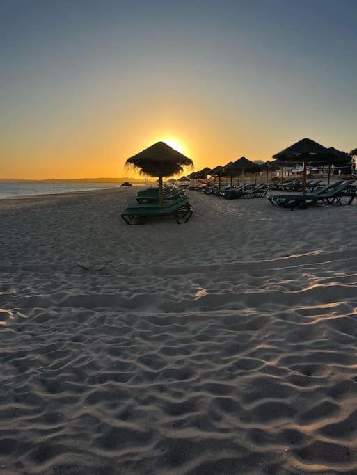 Marea Algarve - Sea View Cozy Sunny Apartment In Alvor Buitenkant foto